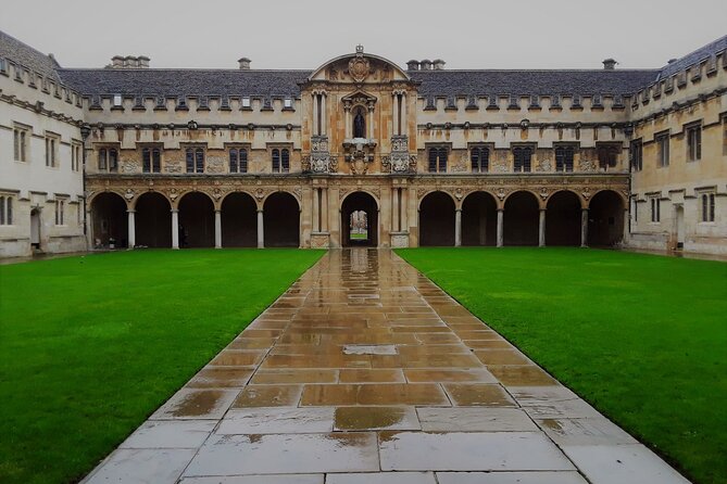 90 Minute Classic Walking Tour of Oxford