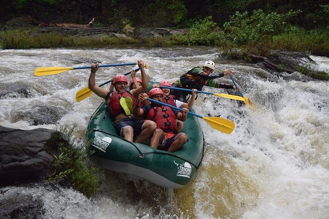 Adventure Rafting Class III and IV in Tenorio River From Playa Tamarindo