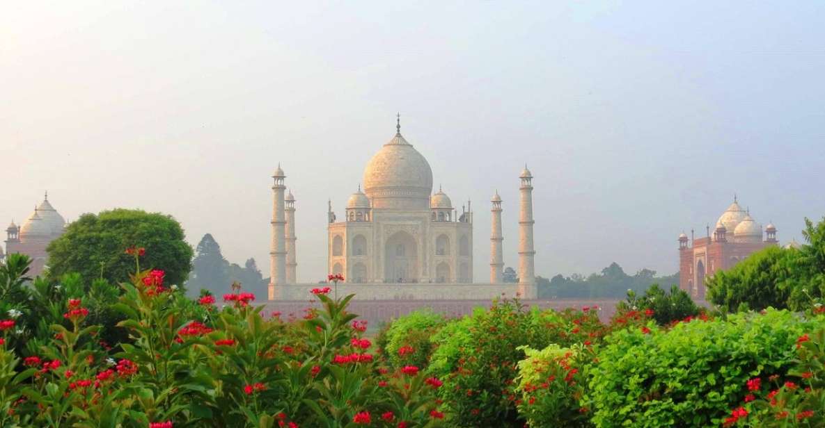 Agra: Private Tour Guide in Agra – 8 Hours