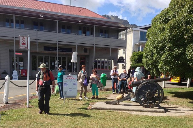 Akaroa Shore Excursion: Banks Peninsula, Christchurch City Tour and Sheep Farm Tour