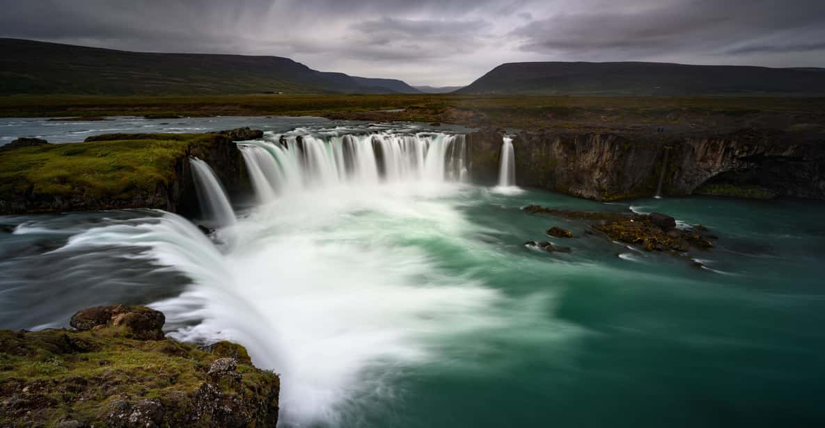 Akureyri: Goðafoss Waterfall, Geothermal Bathing and Lunch