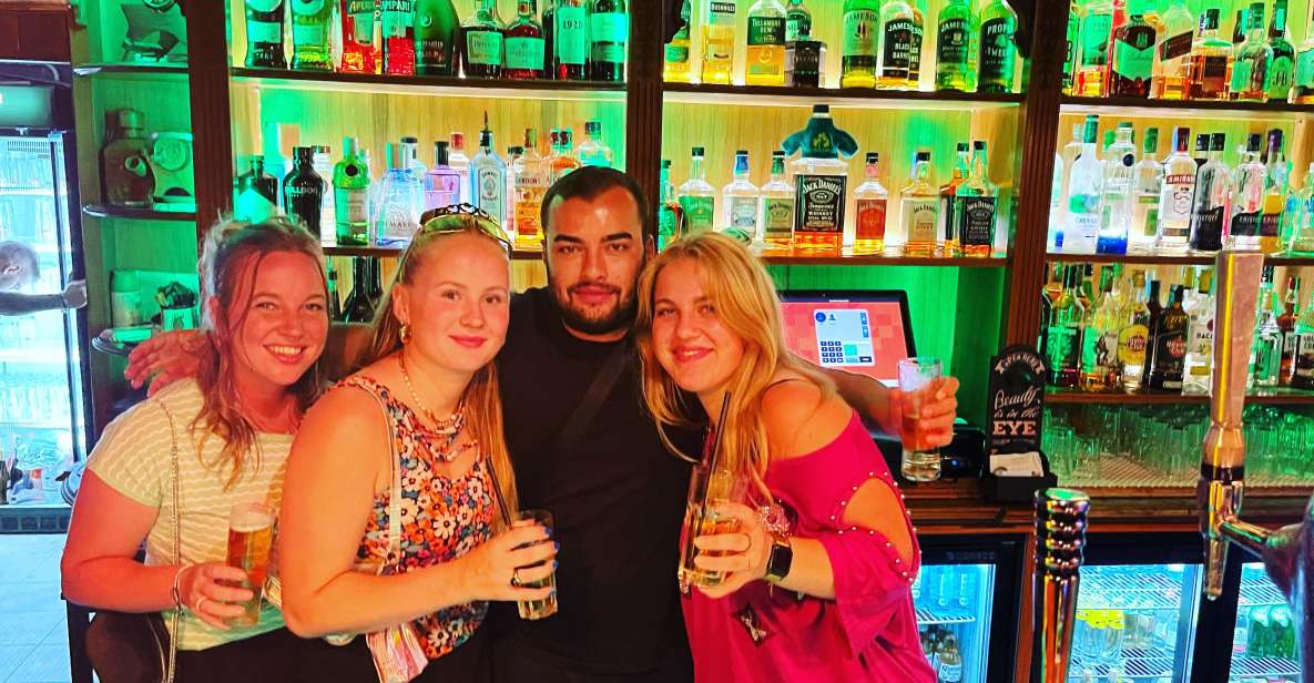 Albufeira Night Tour With Cocktails and Fun