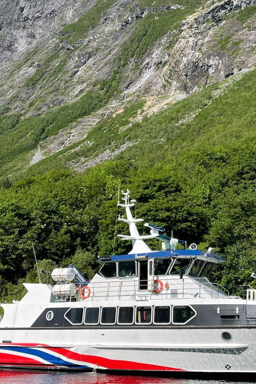 Ålesund – Geiranger – Ålesund Sightseeing Full-Day Tour