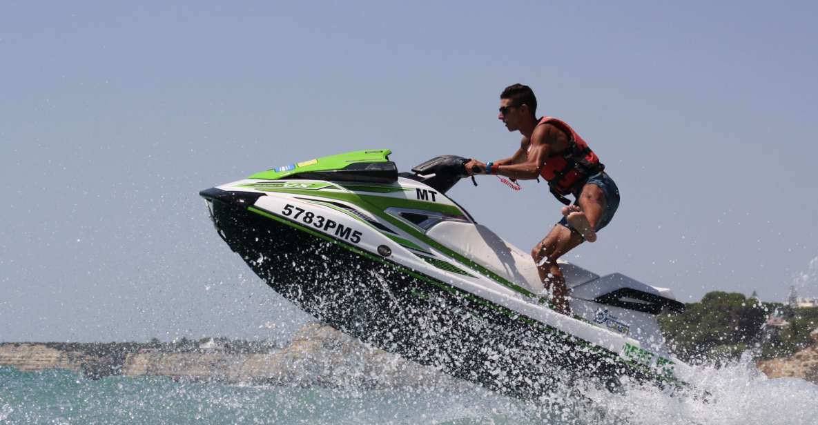 Algarve: Jet Ski Rental in Armação De Pêra