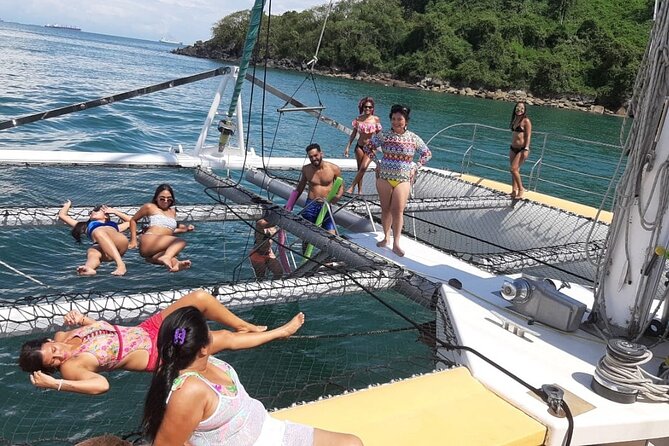 All-Inclusive 8-Hour Catamaran Tour to Isla Taboga From Panama City