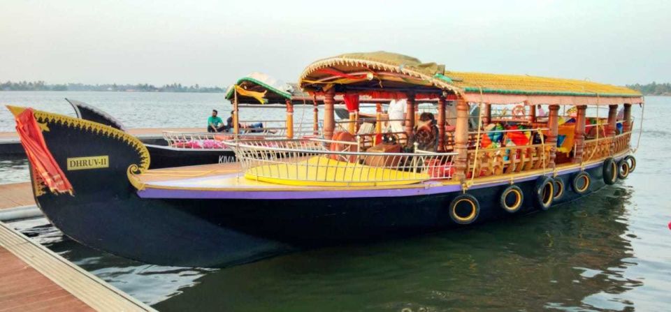 Alleppey / Alappuzha Backwater Canoe (Shikara) Cruise