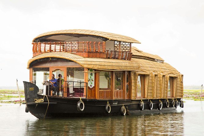 Alleppey Backwater Day Tour In Houseboat.