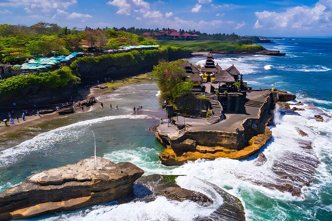 Amazing Tanah Lot and Uluwatu Temple Tour