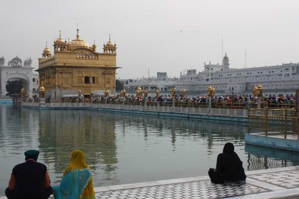 Amritsar: Small Group Sightseeing Tour With Wagah Border - Tour Overview and Pricing