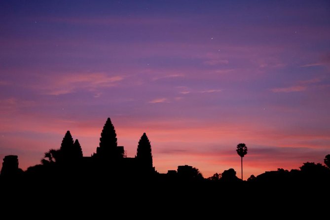 Angkor Wat Sunrise Guided Join-In Tour