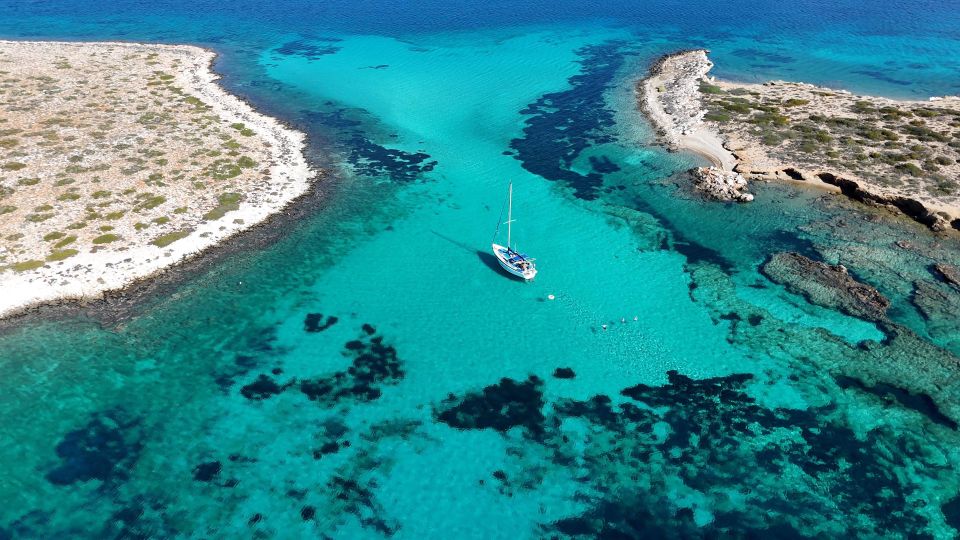 Antiparos: Private Sailing Cruise With Swim Stops and Lunch