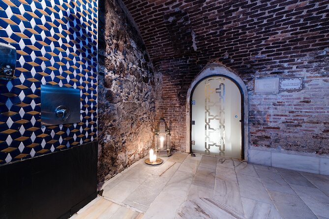 Arabian Baths Experience at Madrid’s Hammam Al Ándalus With 45-Minute Massage