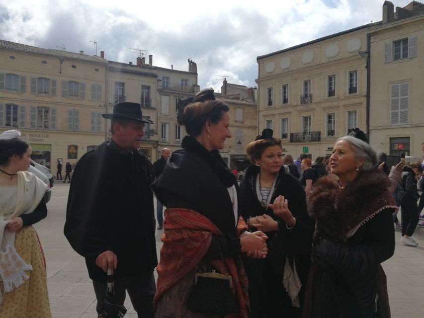 Arles, Saint-Rémy & Les Baux De Provence: Guided Tour