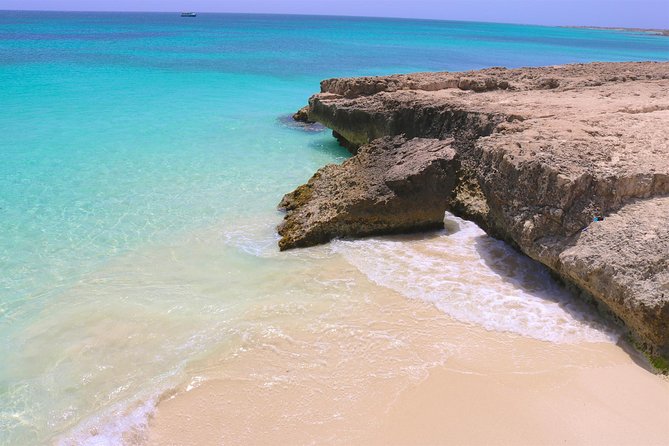 Aruba Cave Pool and Secret Beach Safari Tour