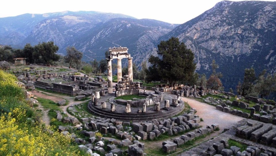 Athens: 2-Day Tour to Delphi and Meteora