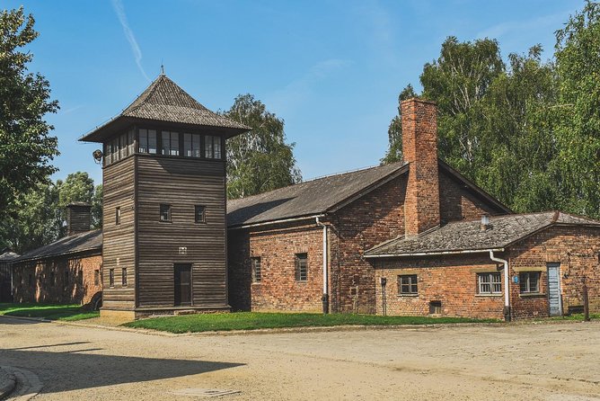 Auschwitz & Birkenau Live Guide Tour Entrance Ticket