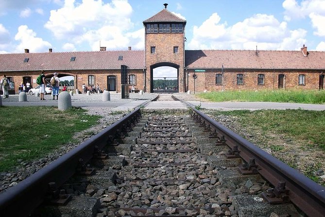 Auschwitz-Birkenau Memorial and Museum Guided Tour – Private Transport