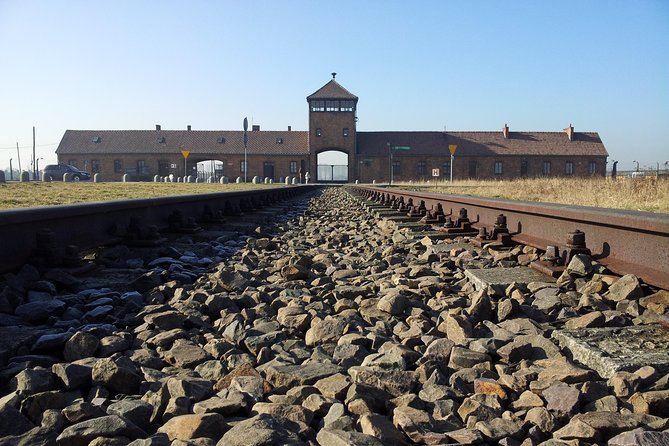 Auschwitz-Birkenau Tour With Transfer, Ebook and Optional Guide