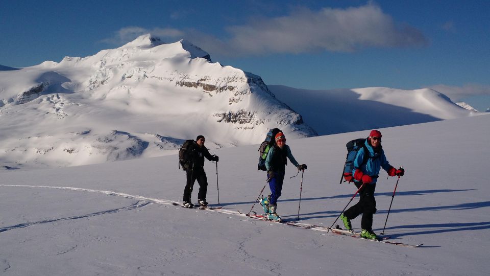 Backcountry Ski/Splitboard: Powder Warrior, February