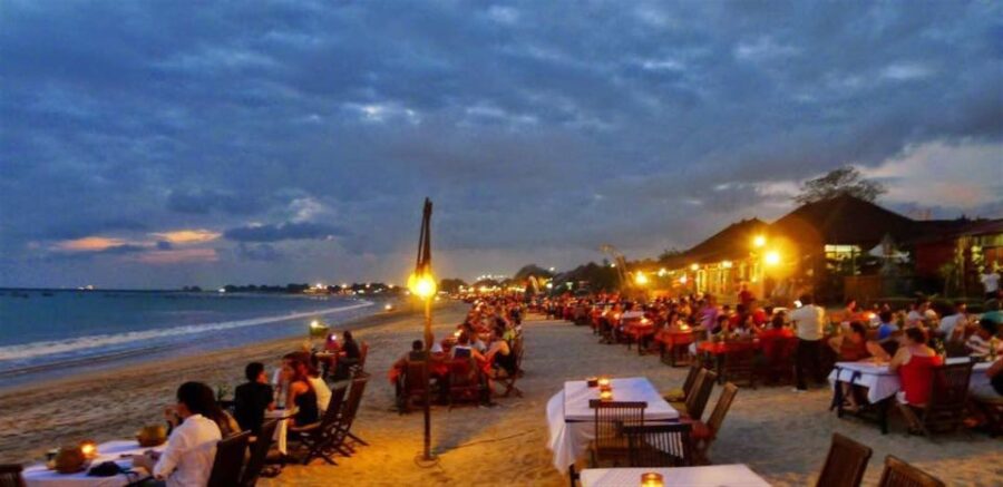 Bali: Full-Day Private White Sand Beaches and Sunset Tour