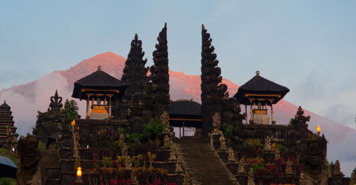 Bali : Mother Temple, Penglipuran Village & Best Waterfall