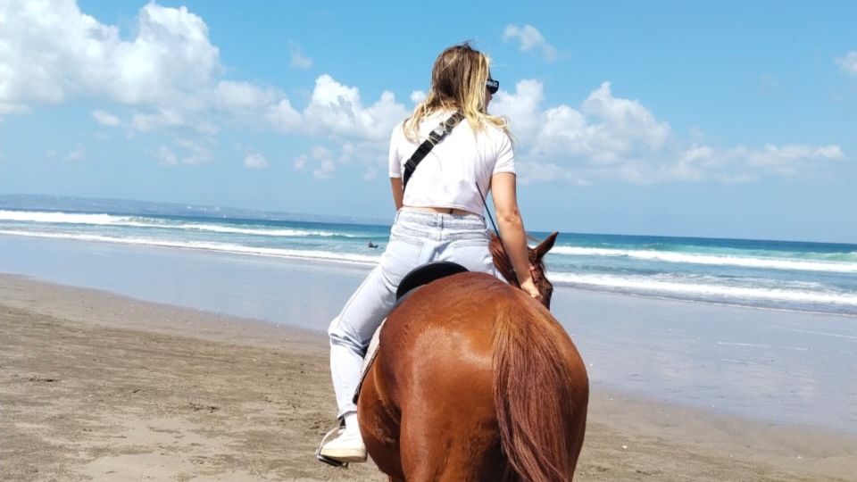 Bali: Seminyak Beach Horse Riding Experience