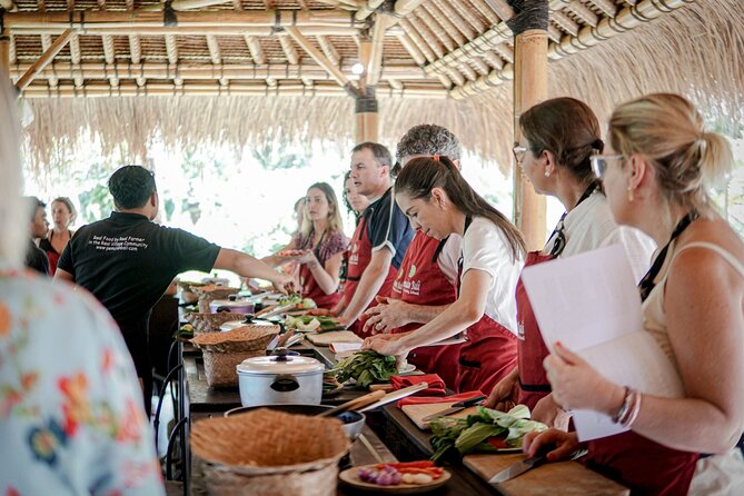 Balinese Farm Cooking Class by Pemulan Bali