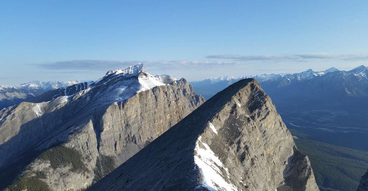 Banff: Bear Country Hiking Tour – Full Day Hike /5hrs