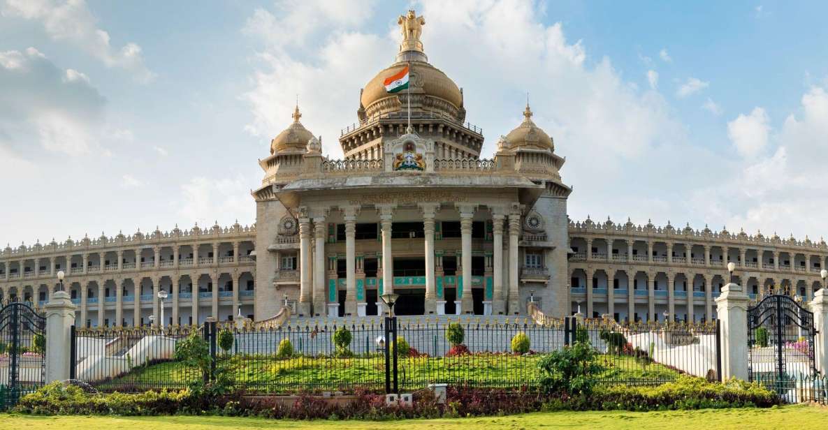 Bangalore Walking Tour (2 Hours Guided Walking Tour)