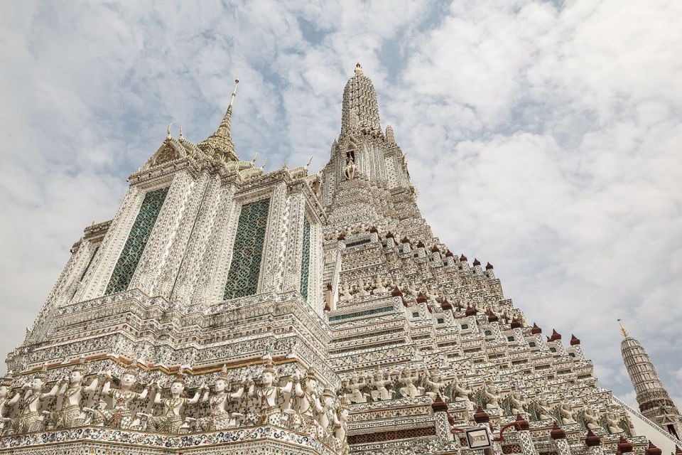 Bangkok: Historical Temples Tour & Hidden Bar at Sunset