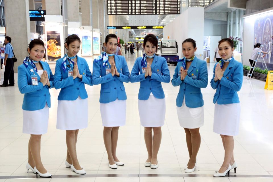 Bangkok: Suvarnabhumi Airport Fast-Track Service & Assistant