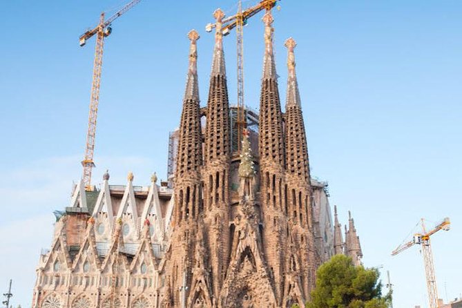 Barcelona: Sagrada Familia Highlights Max 6 People Afternoon Tour - Tour Overview