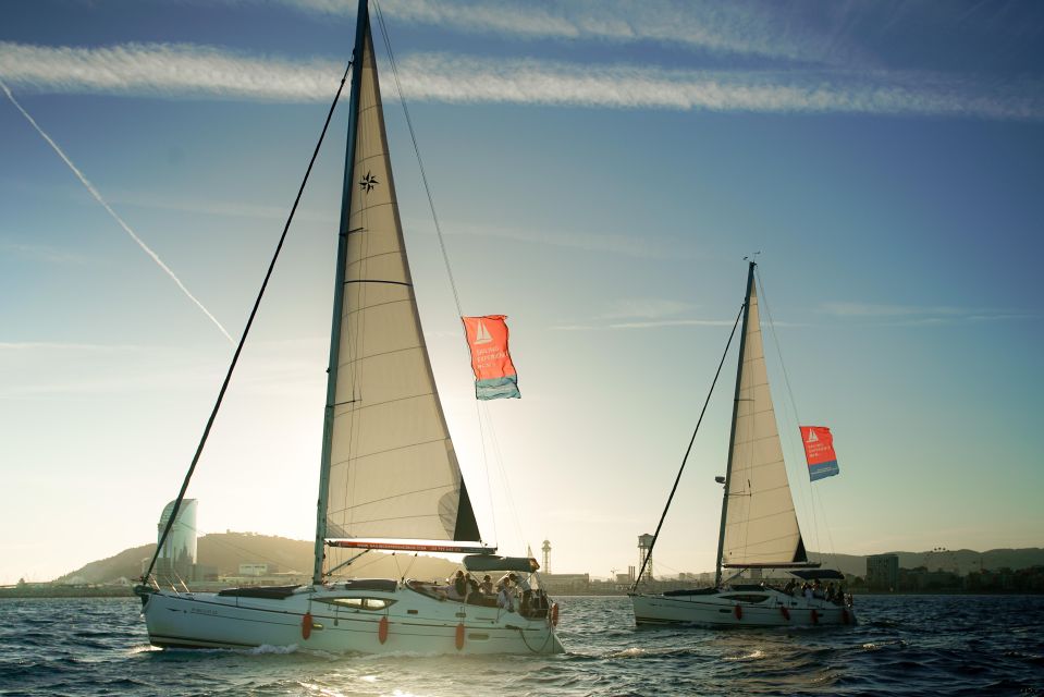 Barcelona: Sunrise Private Sailing Experience