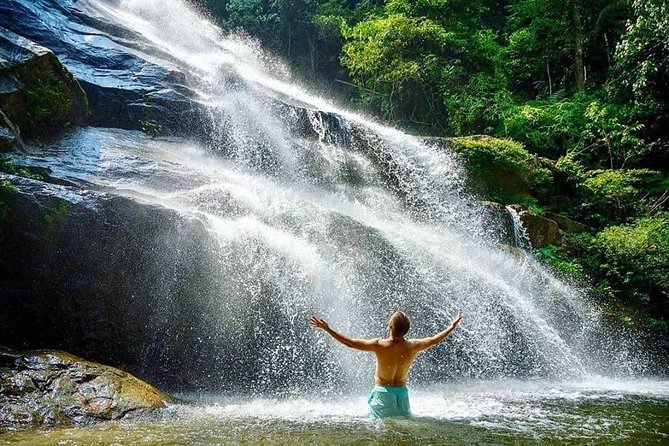 Batu Caves, Waterfalls, Hotspring, Batik & Pewter Tour With Lunch - Tour Highlights