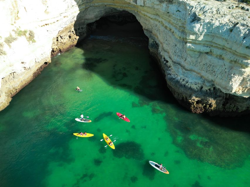 Beaches, Caves and Secret Spots Guided Kayak Tour