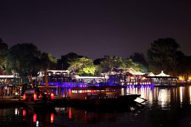 Beijing Imperial Dining Experience at Bai Jia Da Yuan Restaurant With Houhai Lake Bar Tour