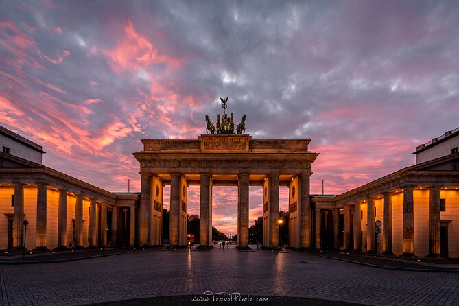 BERLIN PHOTO TOUR With a Professional Photographer From BERLIN