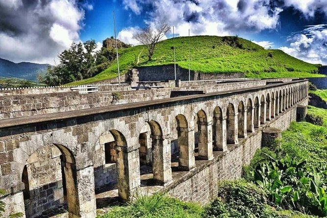 Best of St. Kitts Highlight Tour and Beach