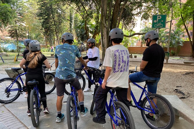 Bike City Tour Medellin With Snack and Local Beer