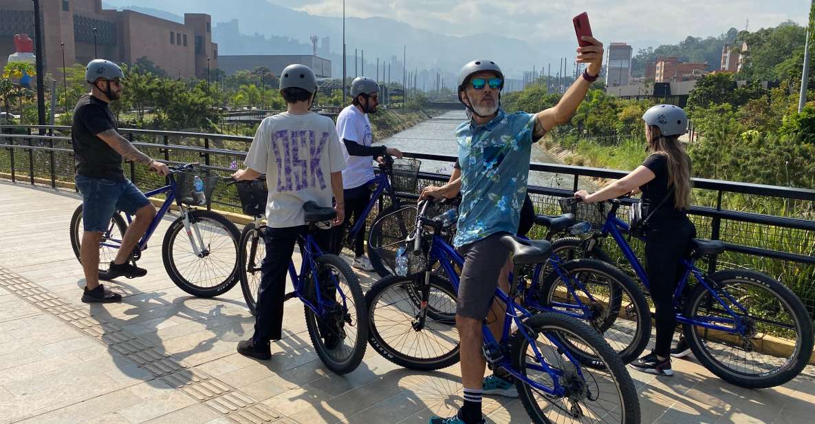 Bike Tour Medellin With Snacks and Local Beer