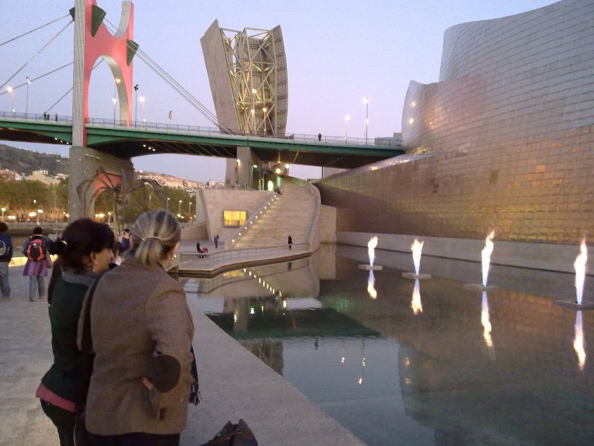 Bilbao Half-Day City and Guggenheim Museum Private Tour