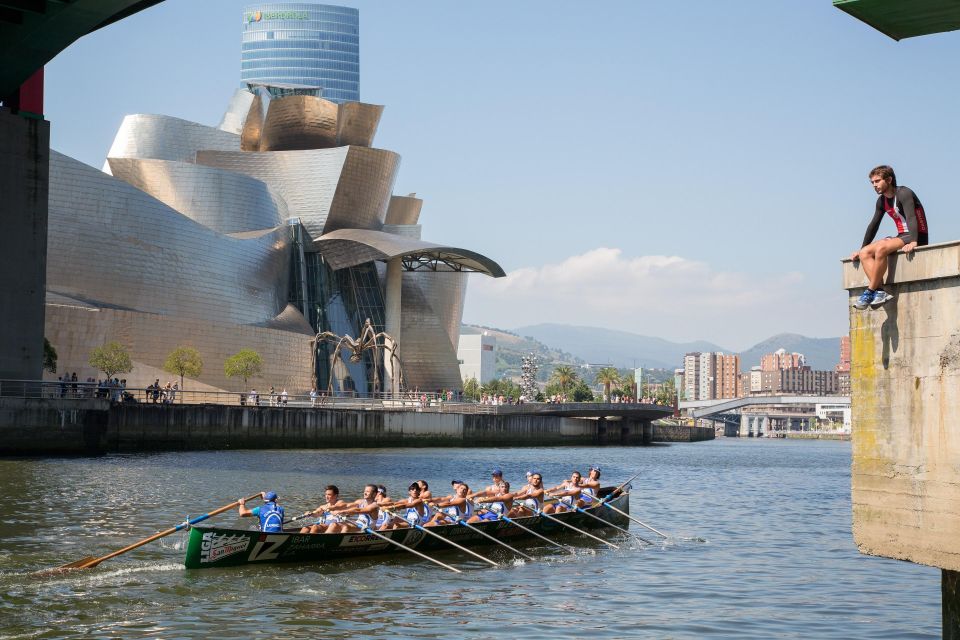 Bilbao: Private Walking Historic & Cultural Tour