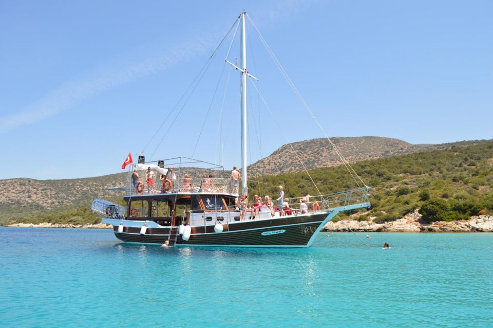 Bodrum: Orak or Black Island Boat Tour With Lunch - Overview of the Boat Tour