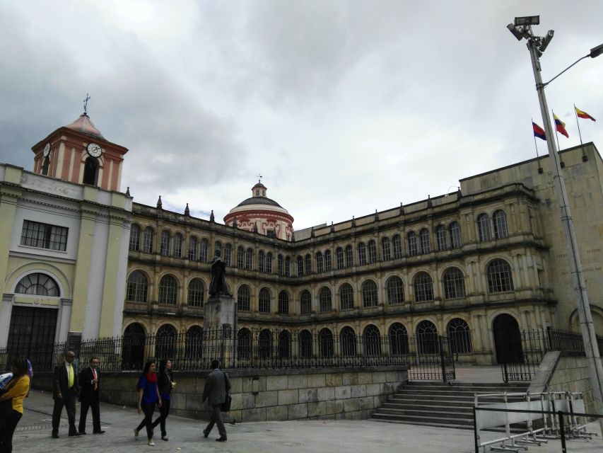 Bogotá: 5-Hour City and Monserrate Hill Tour