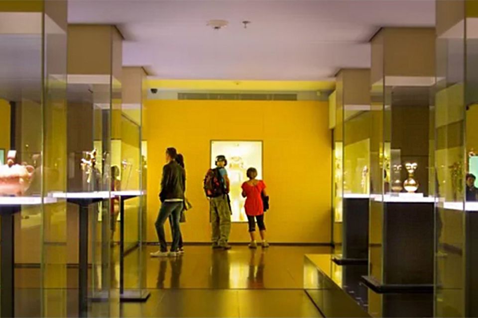 Bogota: Gold Museum and Monserrate Private Half-Day Tour - Overview of the Tour