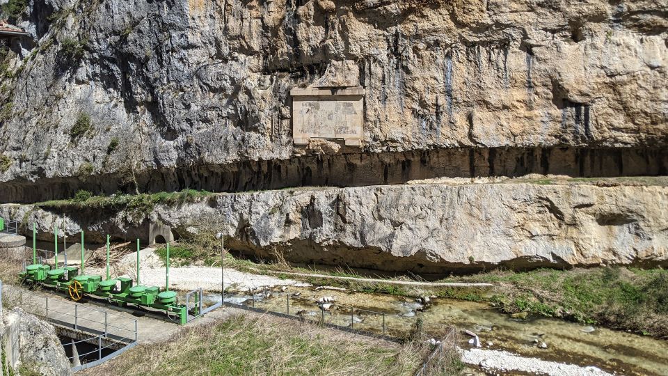 Borgo Cerreto: Sibillini Mountains Forgotten Railway Walk