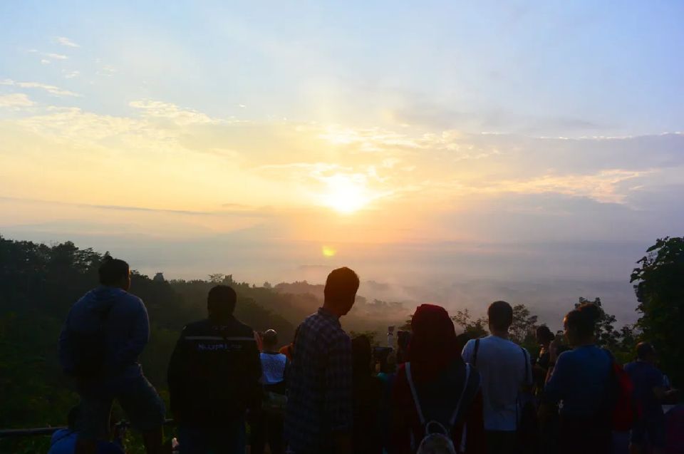 Borobudur Sunrise, Merapi Volcano and Prambanan Private Tour
