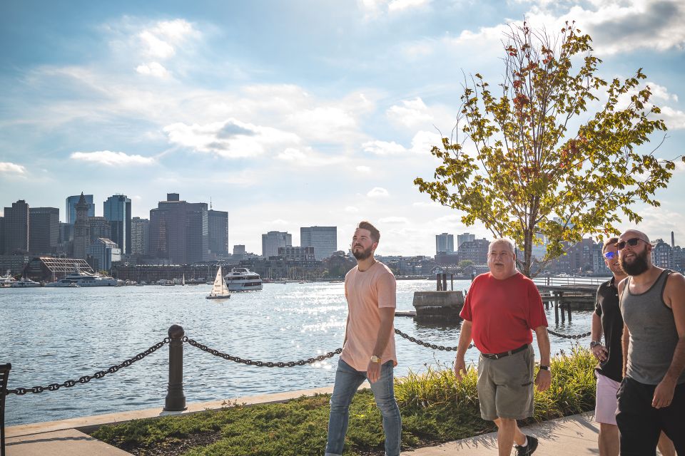 Boston: Guided Seafood Tasting and History Tour