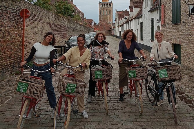 Bruges, Guided Retro Biketour: Highlights and Hidden Gems