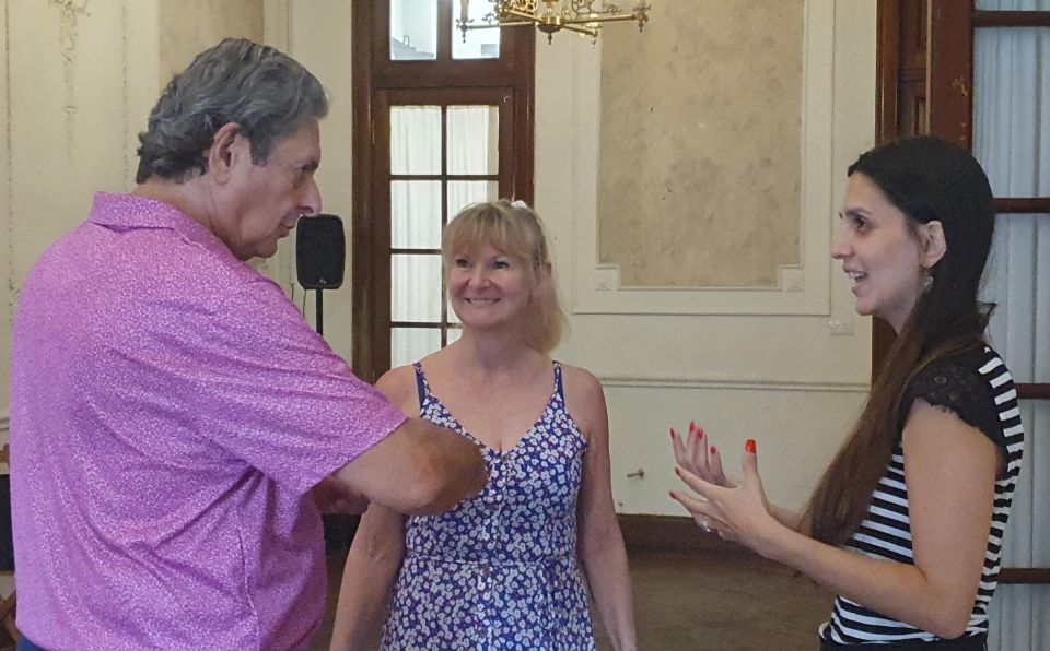 Buenos Aires: Group Tango Class With Mate and Snacks